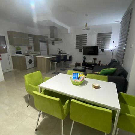 Villa Mario - 2Min Walk From Kapparis Beach Paralimni Exterior foto