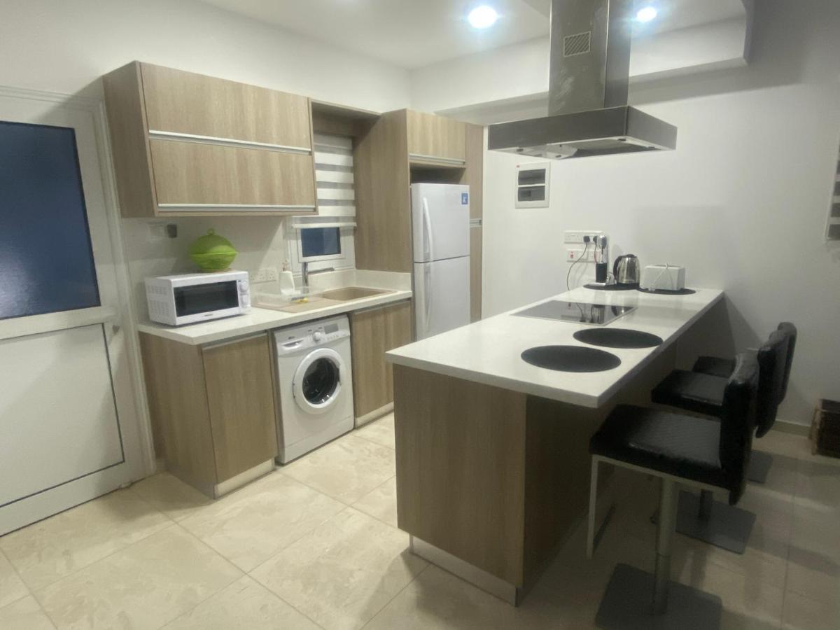 Villa Mario - 2Min Walk From Kapparis Beach Paralimni Exterior foto